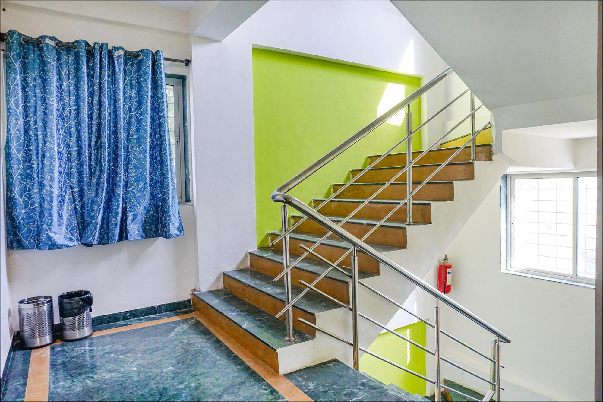 Fabhotel Gokul Lodge Gorhe Khurd Bagian luar foto